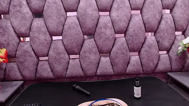 Snapshot of ChloeRosey chatting on 03/12/25, 07:17 ChloeRosey online show from 03/12/25, 07:17