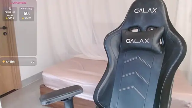 Lin SiYee online show from 03/06/25, 04:41