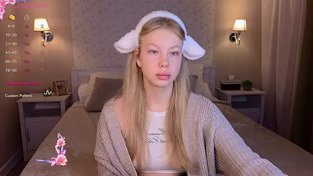 Sarra Cooper online show from 12/09/24, 01:07