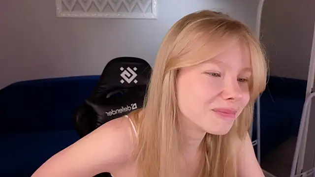 Sarra Cooper online show from 01/20/25, 04:21