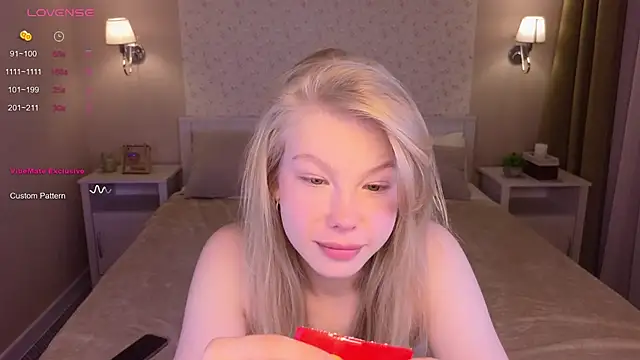 Sarra Cooper online show from 01/31/25, 01:33