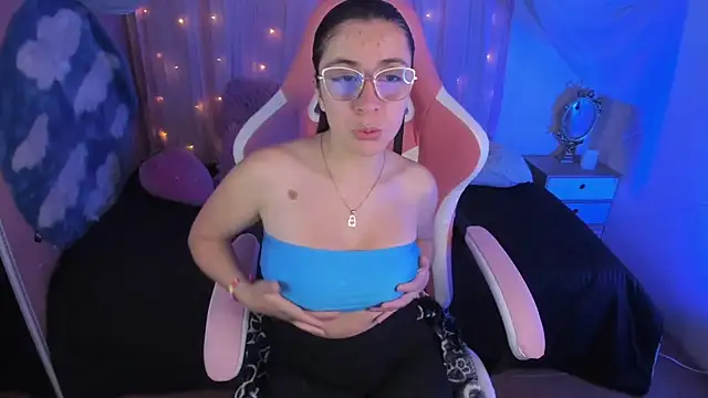 Fernanda   online show from 02/01/25, 06:10