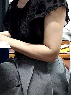 Haralushiaaa online show from 10/16/25, 06:03