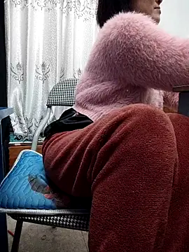 Haralushiaaa online show from 12/01/25, 02:11