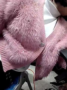 Haralushiaaa online show from 12/14/25, 12:32