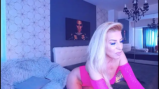 MaryMatiss online show from 03/22/26, 08:07