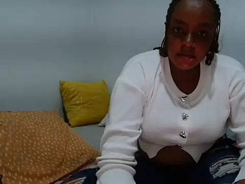 glam mish online show from 03/26/26, 04:12