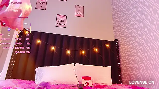 littleebluee online show from 02/08/25, 03:08