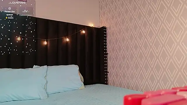 littleebluee online show from 09/13/25, 02:55