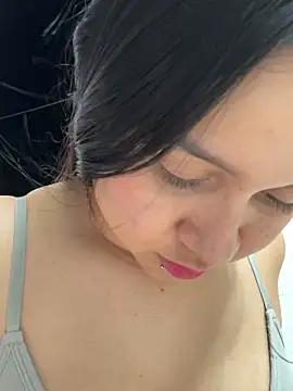 Pretty Isadora online show from 01/19/25, 12:38