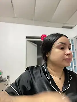 Pretty Isadora online show from 03/20/25, 01:24