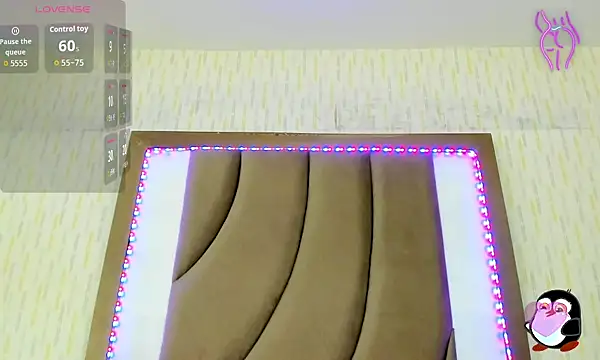 ThyaraJhons online show from 09/15/25, 12:05