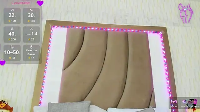 ThyaraJhons online show from 10/18/25, 12:17