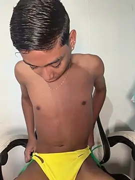 alejo cute online show from 07/02/26, 01:39