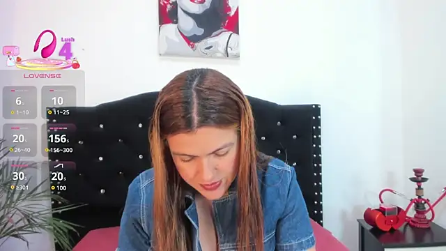 Snapshot of Alexandra_Torress chatting on 07/15/26, 12:32 Alexandra Torress online show from 07/15/26, 12:32