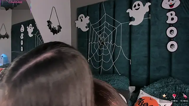 IsabellaGrey19 online show from 11/04/25, 07:35