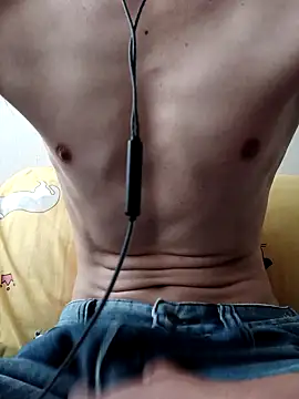 Snapshot of YAY-1 chatting on 12/04/24, 05:05 YAY-1 online show from 12/04/24, 05:05