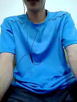 Snapshot of YAY-1 chatting on 12/06/24, 12:05 YAY-1 online show from 12/06/24, 12:05