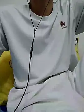 Snapshot of YAY-1 chatting on 12/16/24, 11:55 YAY-1 online show from 12/16/24, 11:55