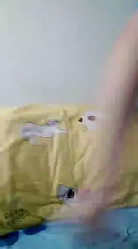 Snapshot of YAY-1 chatting on 12/20/24, 02:52 YAY-1 online show from 12/20/24, 02:52