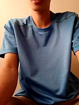 Snapshot of YAY-1 chatting on 12/22/24, 01:45 YAY-1 online show from 12/22/24, 01:45