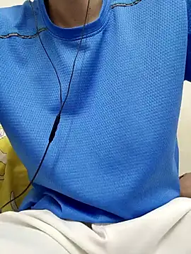 Snapshot of YAY-1 chatting on 12/23/24, 12:19 YAY-1 online show from 12/23/24, 12:19