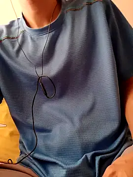 Snapshot of YAY-1 chatting on 12/29/24, 03:44 YAY-1 online show from 12/29/24, 03:44