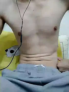 Snapshot of YAY-1 chatting on 01/16/25, 11:37 YAY-1 online show from 01/16/25, 11:37