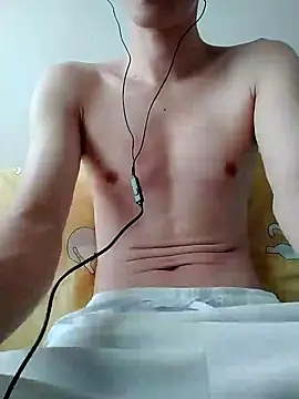 Snapshot of YAY-1 chatting on 01/22/25, 02:48 YAY-1 online show from 01/22/25, 02:48