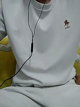 Snapshot of YAY-1 chatting on 02/24/25, 12:05 YAY-1 online show from 02/24/25, 12:05