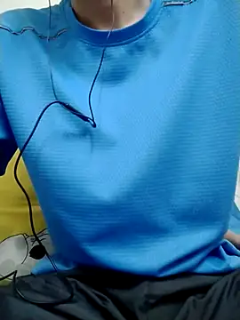 Snapshot of YAY-1 chatting on 02/28/25, 11:47 YAY-1 online show from 02/28/25, 11:47