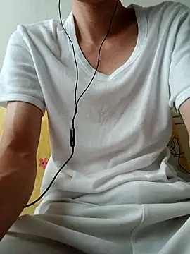 Snapshot of YAY-1 chatting on 03/03/25, 05:53 YAY-1 online show from 03/03/25, 05:53