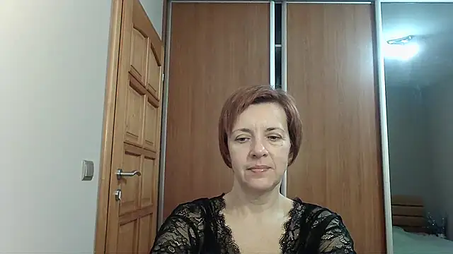 LoraLoraMay online show from 11/19/25, 07:03