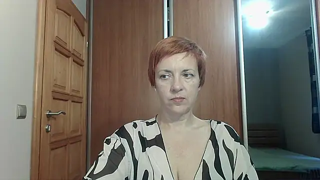 LoraLoraMay online show from 06/28/26, 10:21
