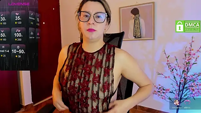 Chanelll Taylorr  online show from 02/04/25, 01:06