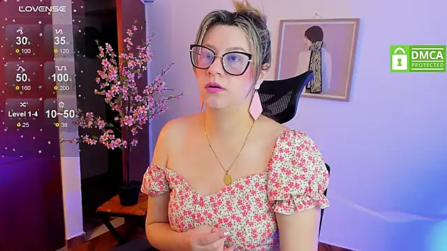 Chanelll Taylorr  online show from 03/13/25, 12:02