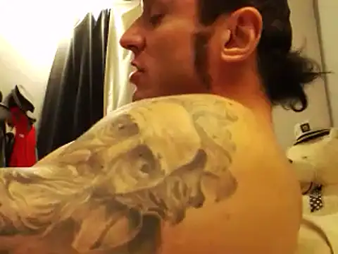 Snapshot of ballardbret chatting on 12/23/24, 07:17 ballardbret online show from 12/23/24, 07:17