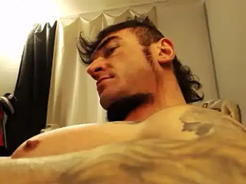 Snapshot of ballardbret chatting on 02/06/25, 07:24 ballardbret online show from 02/06/25, 07:24