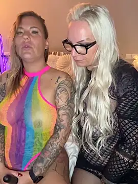 Kira Knight20 online show from 02/20/26, 09:37