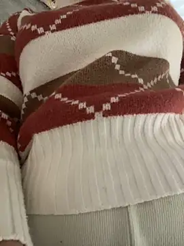 Snapshot of Milk_Mom99 chatting on 12/20/24, 03:58 Milk Mom99 online show from 12/20/24, 03:58