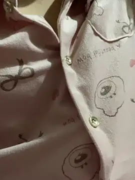 Milk Mom99 online show from 02/11/25, 06:30