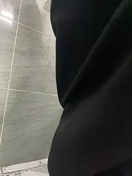 Milk Mom99 online show from 03/19/26, 06:39