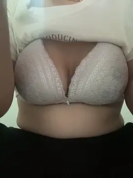 Milk Mom99 online show from 03/20/26, 07:13