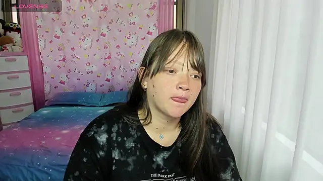 Snapshot of pamela_tcw chatting on 02/05/25, 10:01 pamela tcw online show from 02/05/25, 10:01