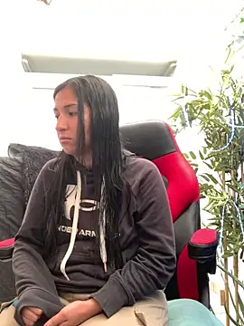 luna asss online show from 03/04/25, 01:49