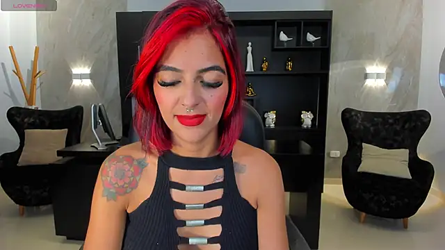 VictoriaMilan  online show from 01/27/25, 12:22