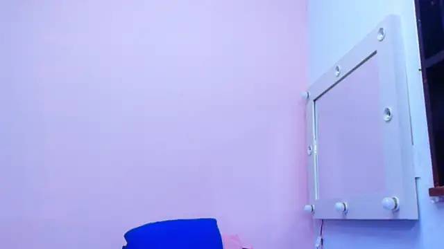 Snapshot of kendal_rossi chatting on 09/09/25, 11:54 kendal rossi online show from 09/09/25, 11:54