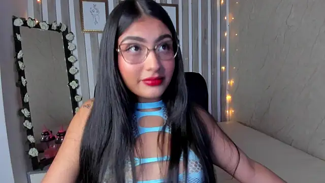 Snapshot of sabrinahimss chatting on 03/21/25, 10:17 sabrinahimss online show from 03/21/25, 10:17