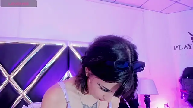 Snapshot of Naomi-Haruno chatting on 01/10/25, 07:14 Naomi-Haruno online show from 01/10/25, 07:14