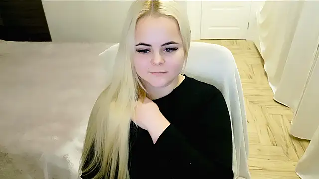 Snapshot of lovely-eyes chatting on 01/24/25, 02:28 lovely-eyes online show from 01/24/25, 02:28